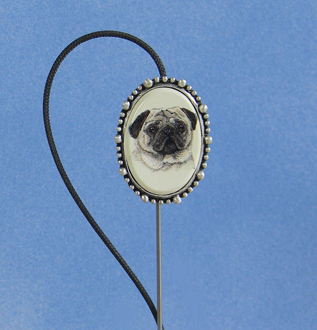 (01029) Bookflip's Pug in Silver Ox Setting