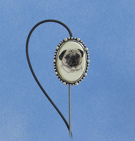 (01029) Bookflip's Pug in Silver Ox Setting